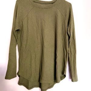 American Eagle long sleeve